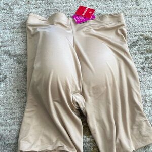 Spankx Booty Booster shape wear